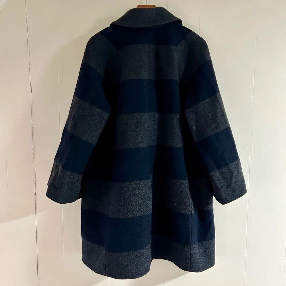 J. Crew Rugby Stripe Wool Peacoat in Gray & Navy sz 12 - Picture 4 of 4